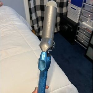 BaByliss PRO Nano Titanium Spring Curling Iron
